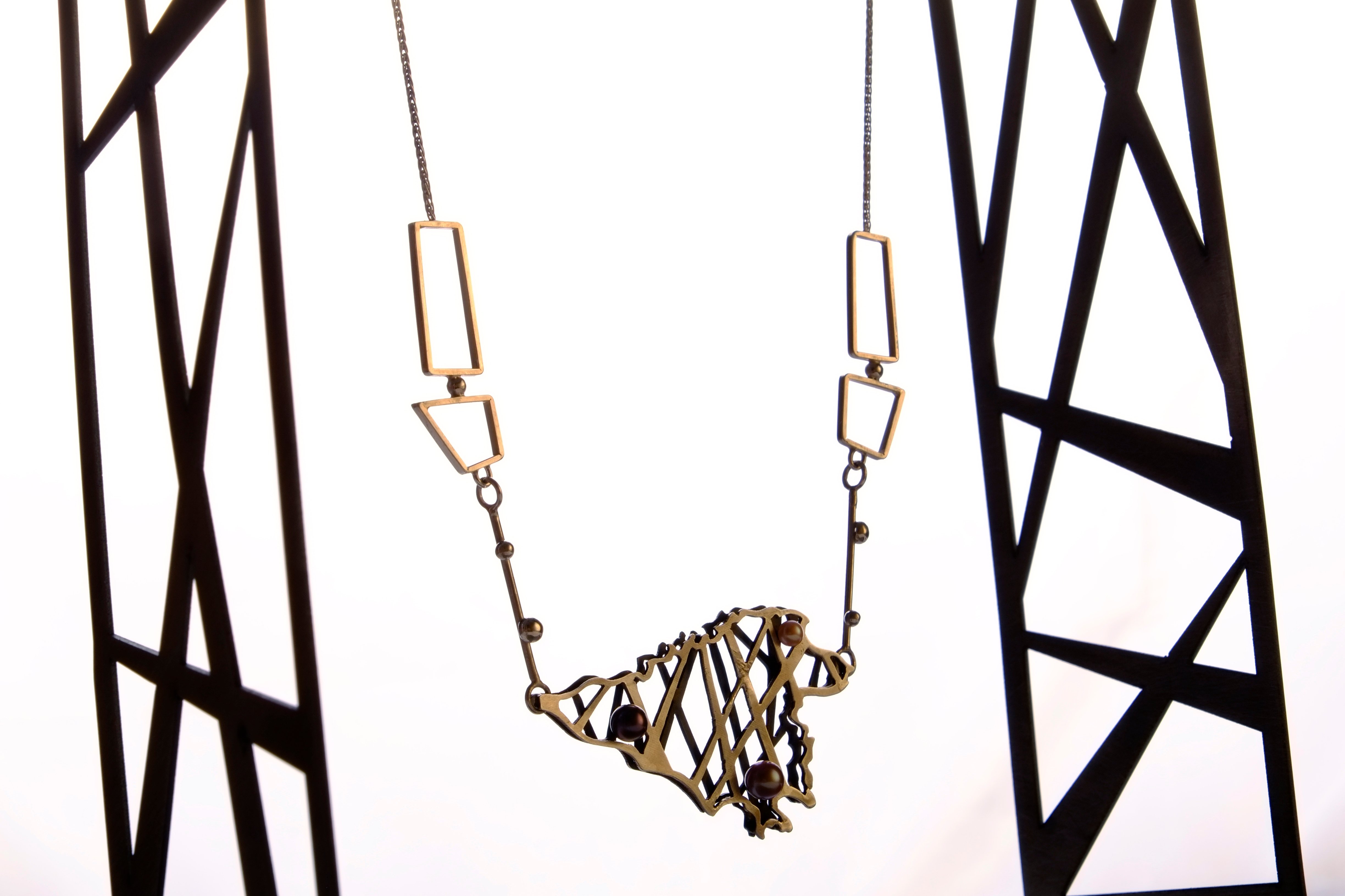 Tehran collection displayed at Atbin Gallery exhibition featuring 60 jewelry artists